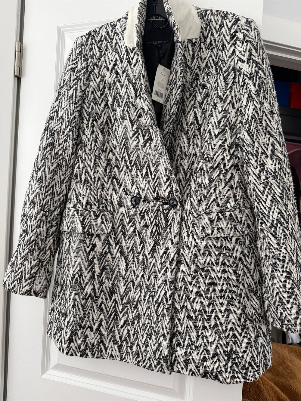 Banana Republic Black and White Herringbone Blazer